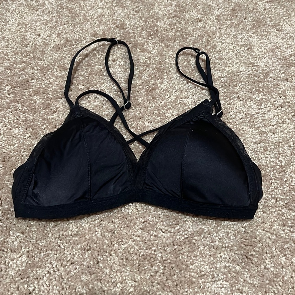 Xs super cute strappy bralette